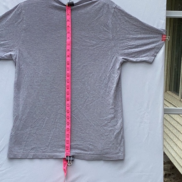 Classic Barney’s New York t-shirt. Made in Italy size medium. Light grey - Picture 6 of 7